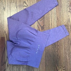 NVGTN Contour Seamless Leggings!